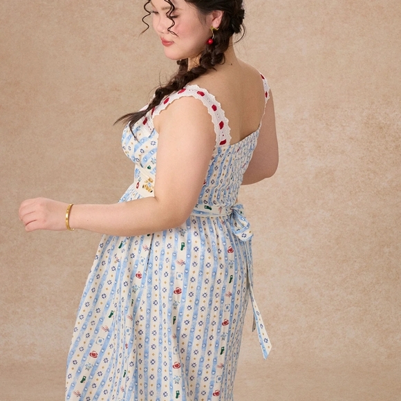 Floral Maxi Dress with Red Cardigan - Picture 4 of 10